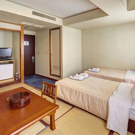 Okinawa Sun Plaza Hotel Naha Exteriör bild