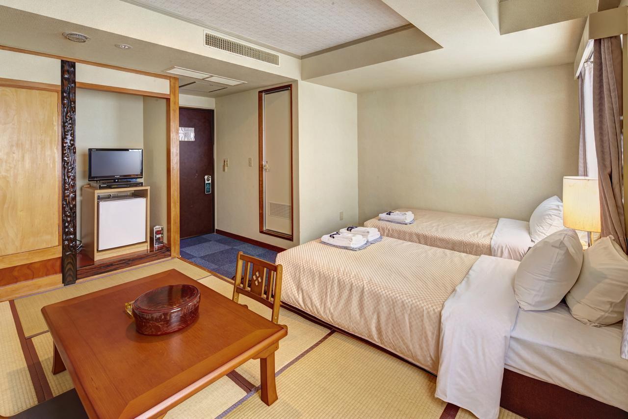 Okinawa Sun Plaza Hotel Naha Exteriör bild