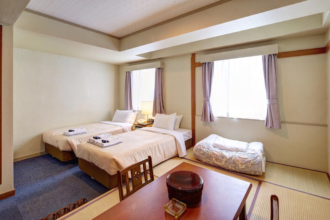 Okinawa Sun Plaza Hotel Naha Exteriör bild